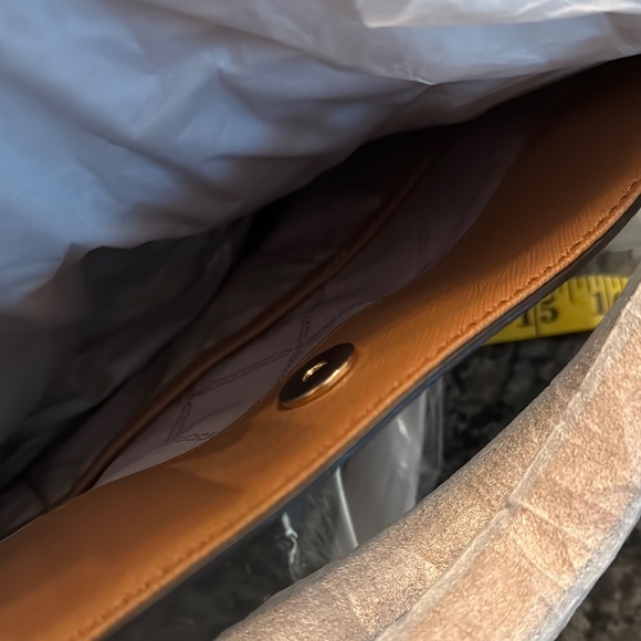 Michael Kors Ellis Cream Tote with Signature Monogram NWT - Picture 9 of 17